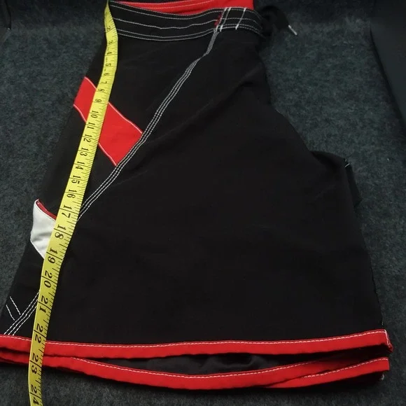 Quiksilver Board Shorts Swim Surf Red Black Accents‎ Men's Size 36 - Picture 6 of 10